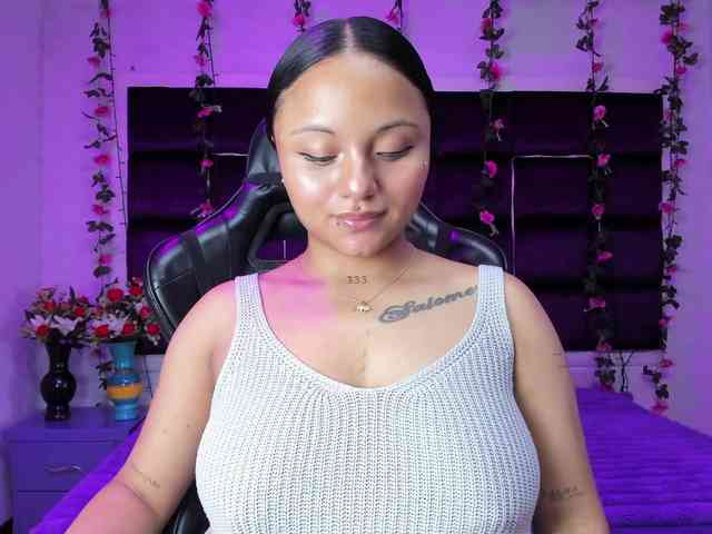 sweelanna Live Webcam on BongaCams