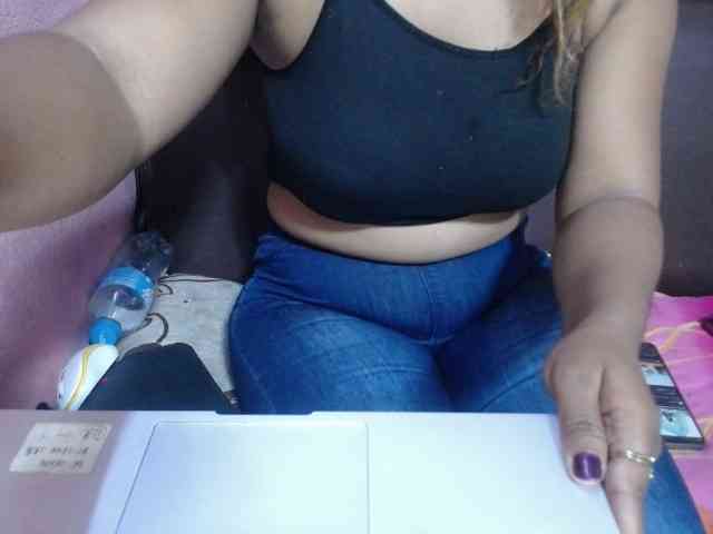 jenniella webcam