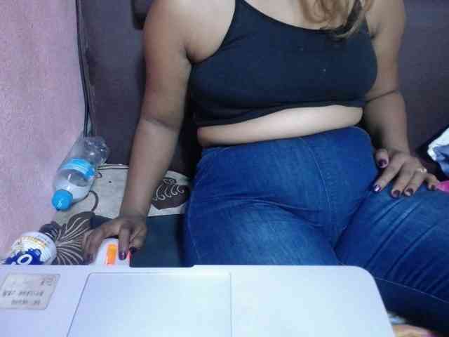jenniella webcam