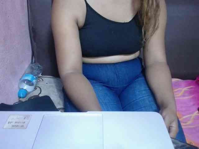 jenniella webcam