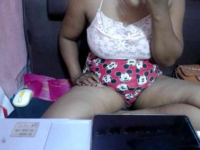 jenniella webcam