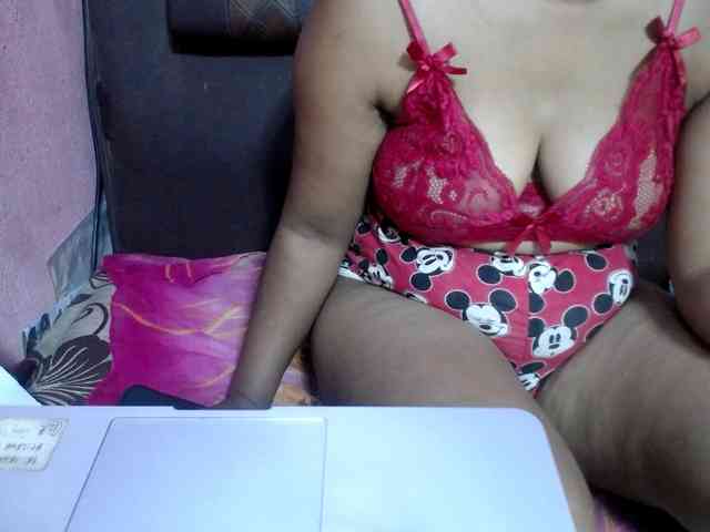 jenniella webcam