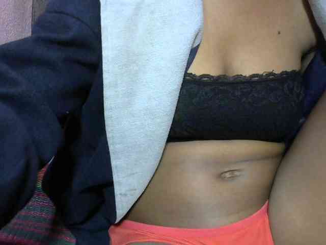 jenniella webcam