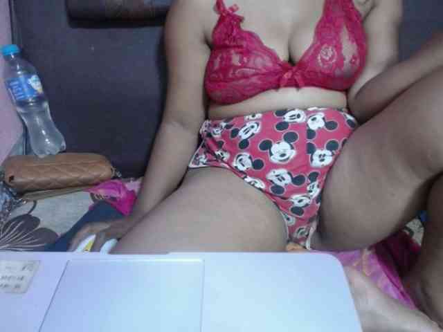 jenniella webcam