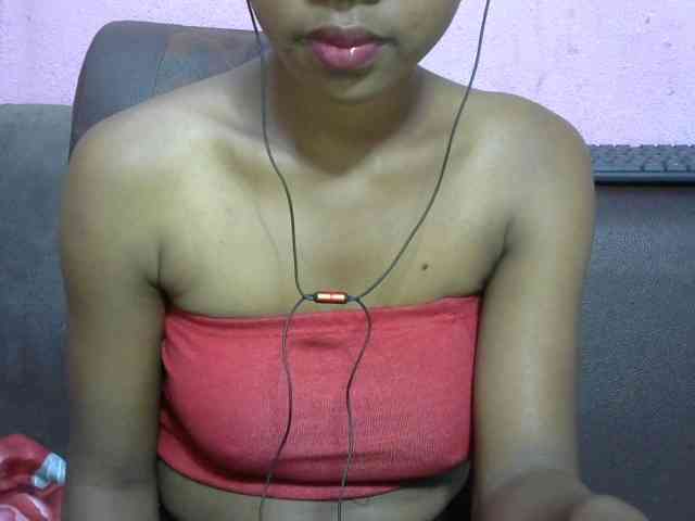jenniella webcam