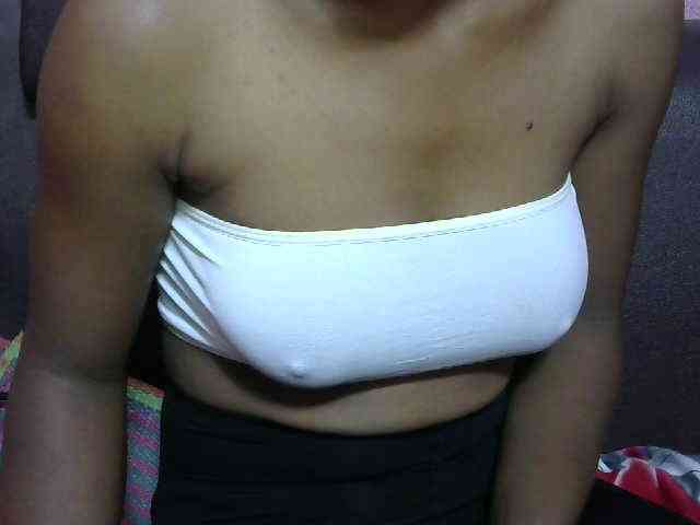 jenniella webcam