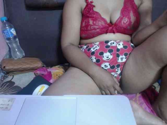 jenniella webcam