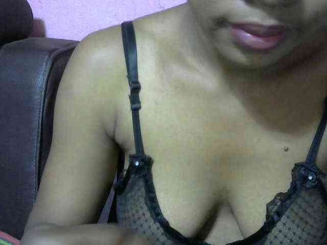 jenniella webcam