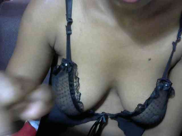 jenniella webcam