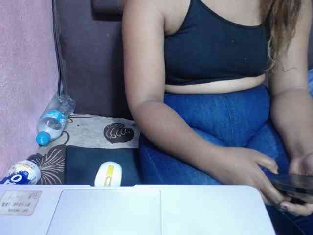 jenniella webcam
