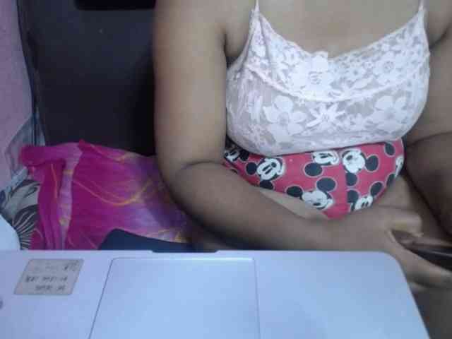 jenniella webcam