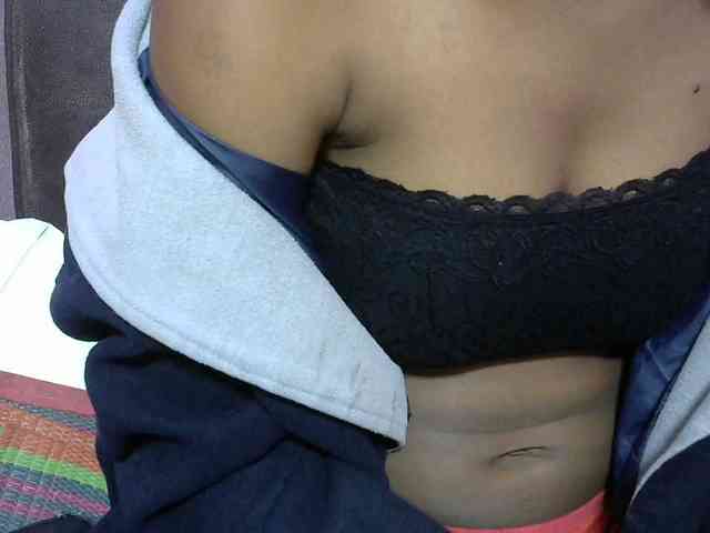 jenniella webcam