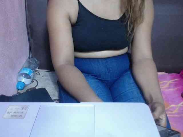 jenniella webcam