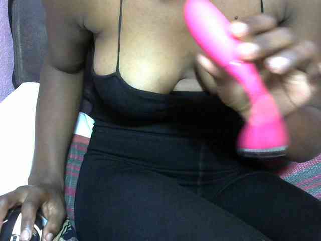 jenniella Live Webcam on BongaCams