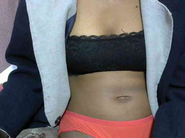 jenniella webcam
