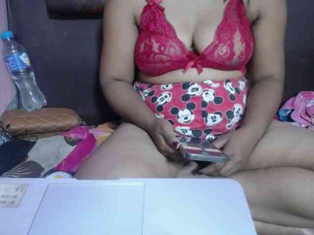 jenniella webcam