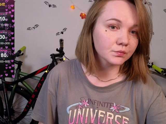 Steamy BellaMrr will encourage your wishes in a cute live display BellaMrr from BongaCams