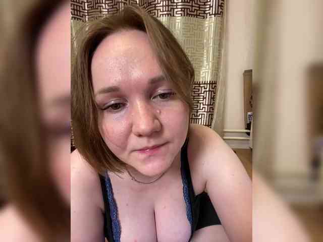 BellaMrr webcam