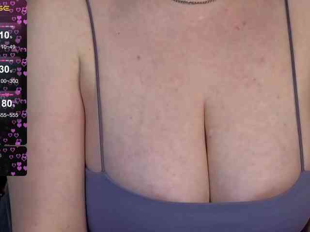 BellaMrr webcam