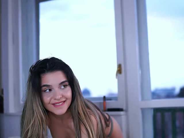 RobertaRosetti's BongaCams show and profile