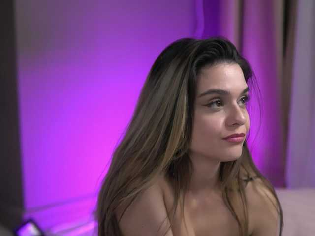 RobertaRosetti's BongaCams show and profile