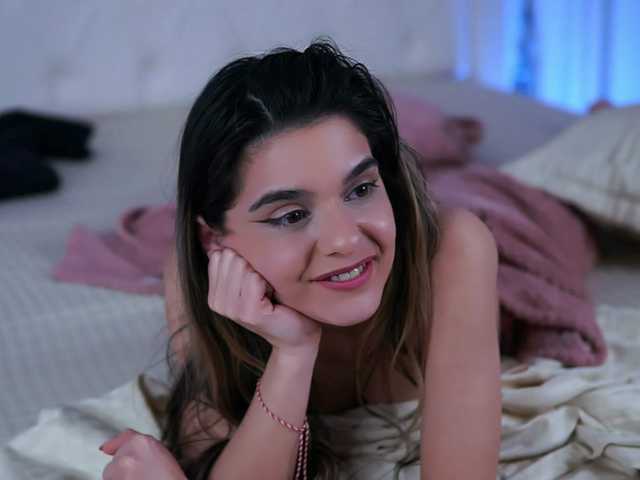 RobertaRosetti's BongaCams show and profile