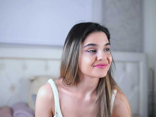 RobertaRosetti's BongaCams show and profile