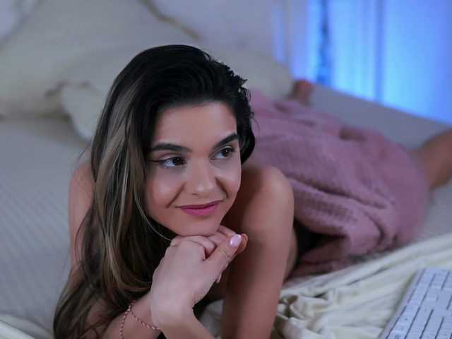 RobertaRosetti's BongaCams show and profile