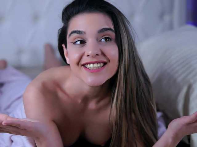 RobertaRosetti's BongaCams show and profile