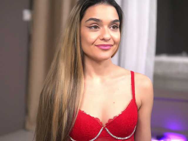 RobertaRosetti's BongaCams show and profile