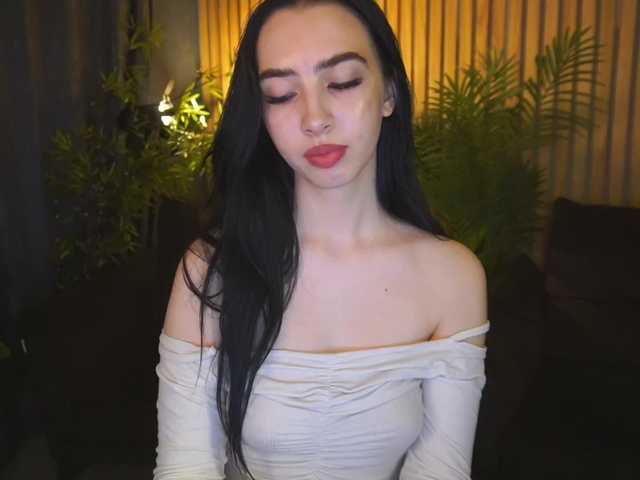 WildKittenX webcam