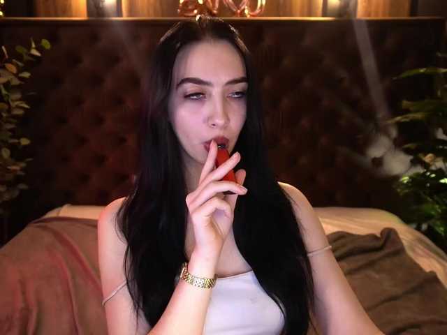 WildKittenX's BongaCams show and profile