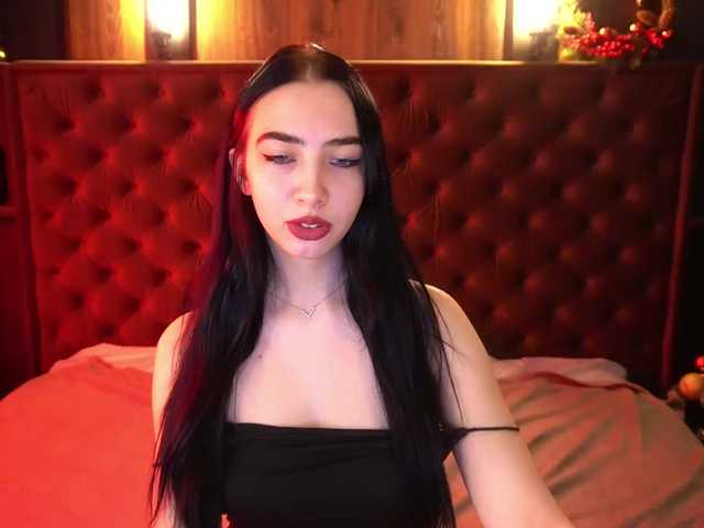 WildKittenX live cam