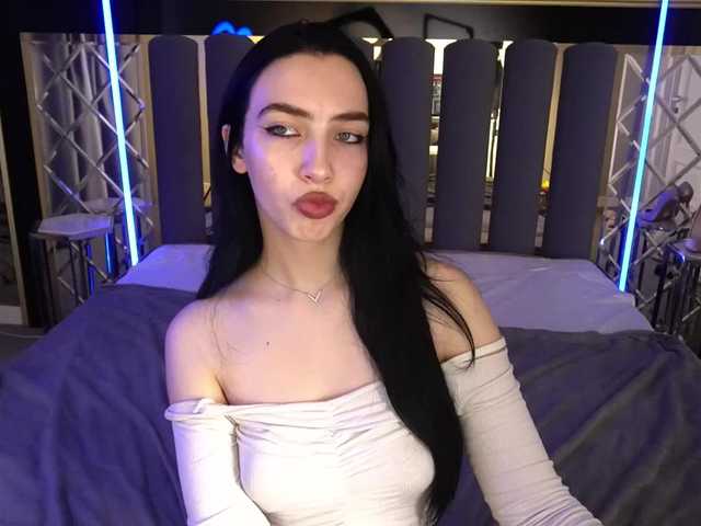 WildKittenX's BongaCams show and profile