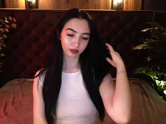 WildKittenX live cam profile