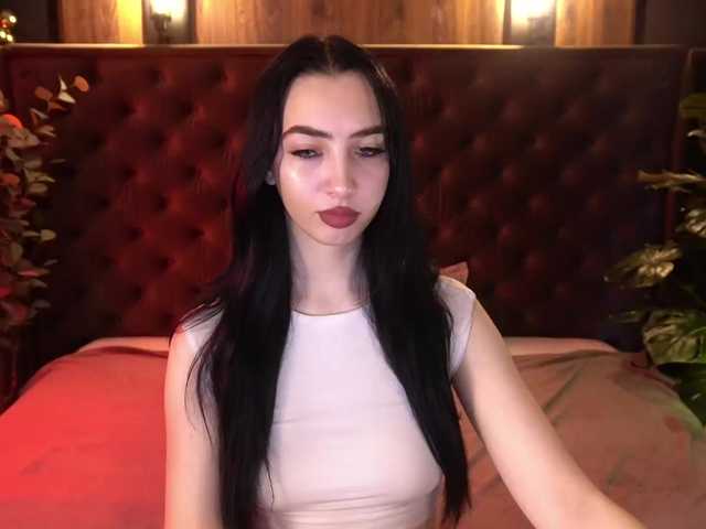 WildKittenX live cam profile