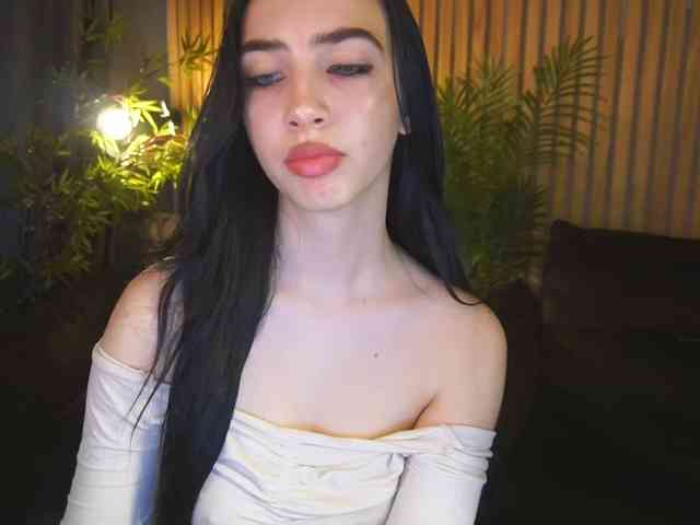 WildKittenX webcam
