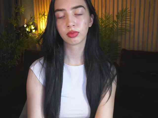 WildKittenX webcam