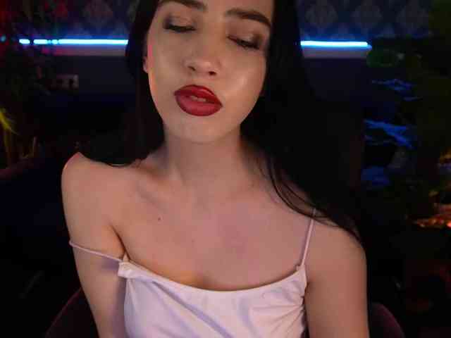 WildKittenX webcam