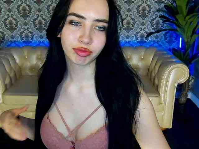 WildKittenX webcam