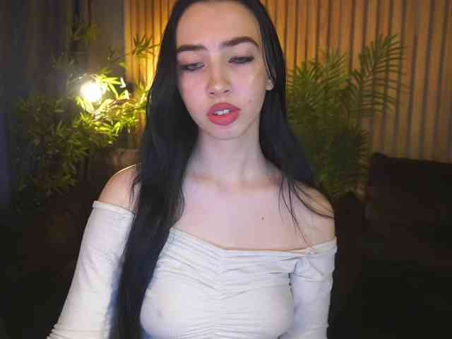 WildKittenX webcam