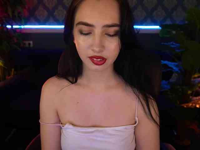 WildKittenX webcam