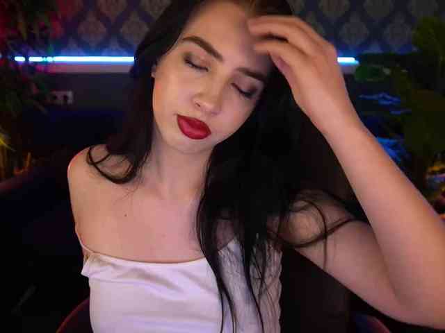 WildKittenX webcam