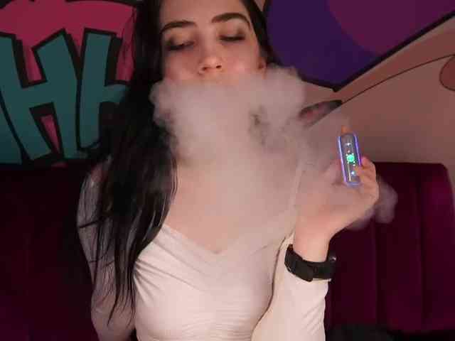 WildKittenX webcam