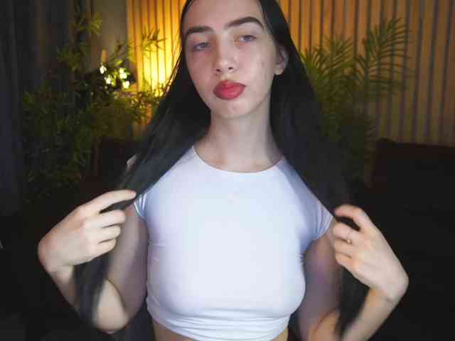 WildKittenX webcam
