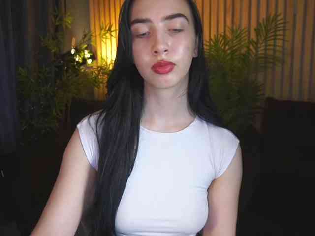 WildKittenX webcam