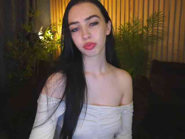 WildKittenX webcam