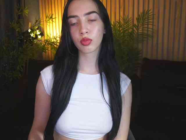 WildKittenX webcam