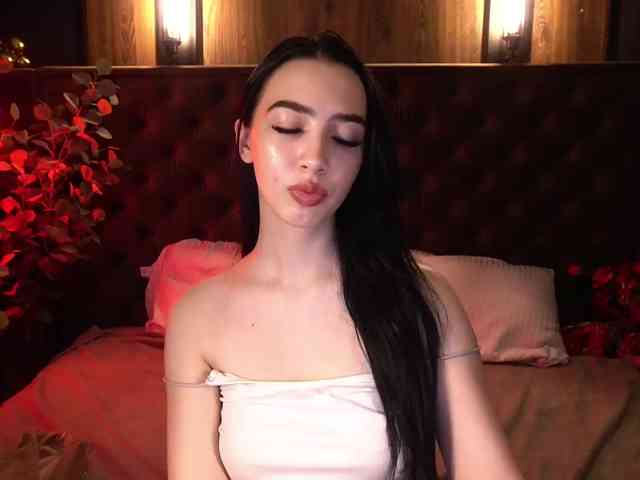 WildKittenX webcam