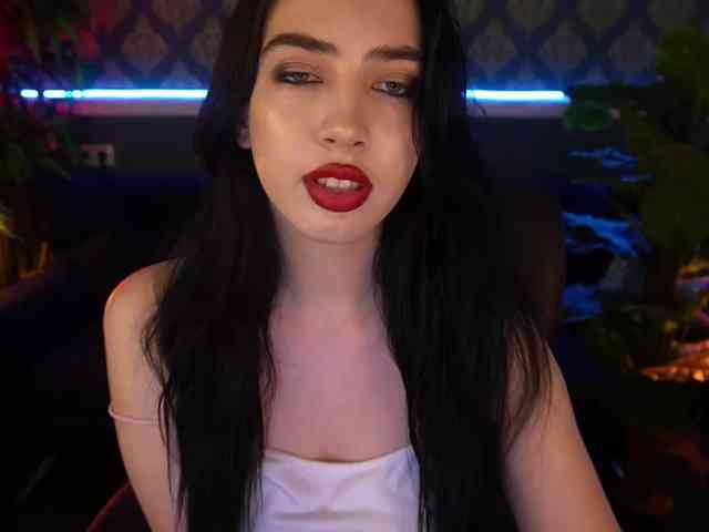 WildKittenX webcam
